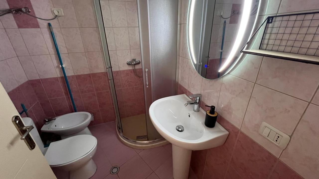 Danny Apartment ドゥラス エクステリア 写真